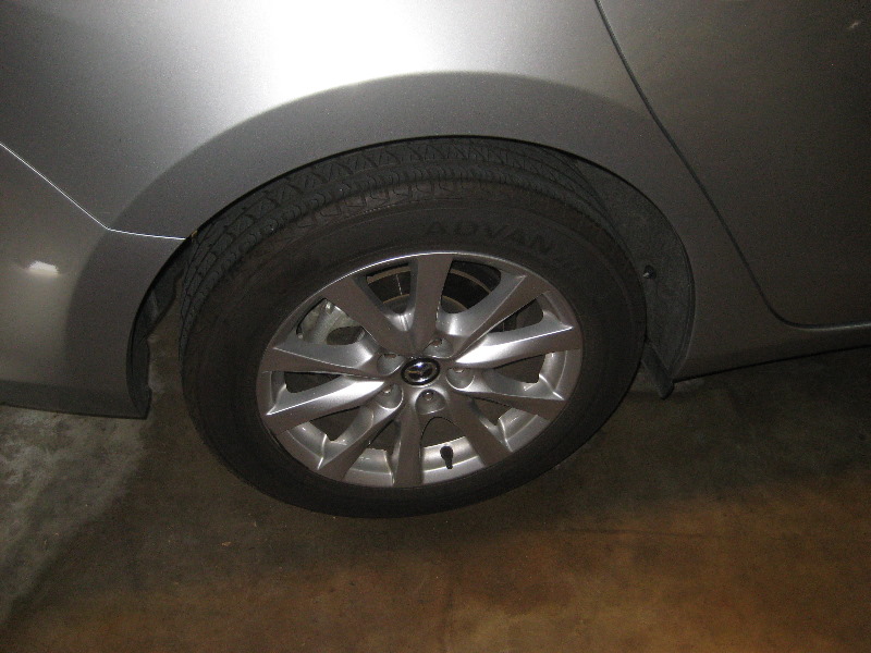 20142018MazdaMazda6RearBrakePadsReplacementGuide001