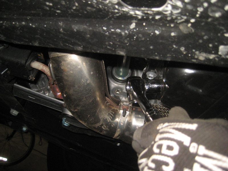 2014-2018-Nissan-Rogue-Engine-Oil-Change-Filter-Replacement-Guide-011