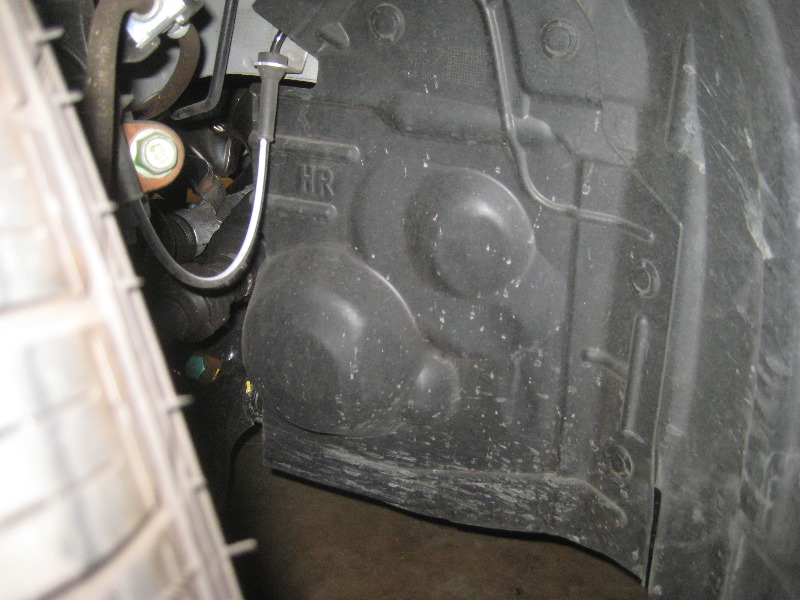 20142018NissanRogueEngineOilChangeFilterReplacementGuide012