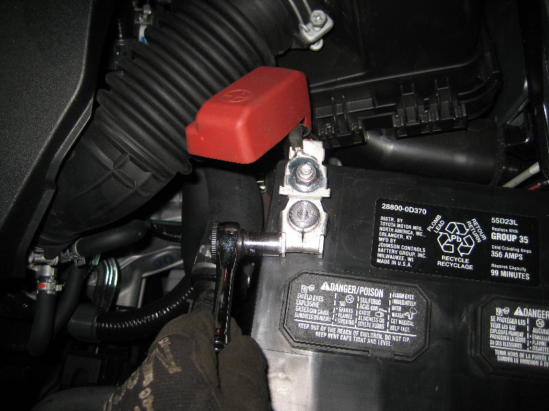 2014-2018-Toyota-Corolla-12V-Automotive-Battery-Replacement-Guide-019