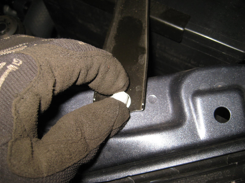 2014-2018-Toyota-Corolla-12V-Automotive-Battery-Replacement-Guide-022