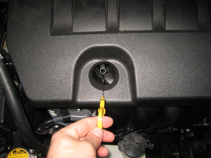 2014-2018-Toyota-Corolla-2ZR-FE-Engine-Oil-Change-Filter-Replacement-Guide-004