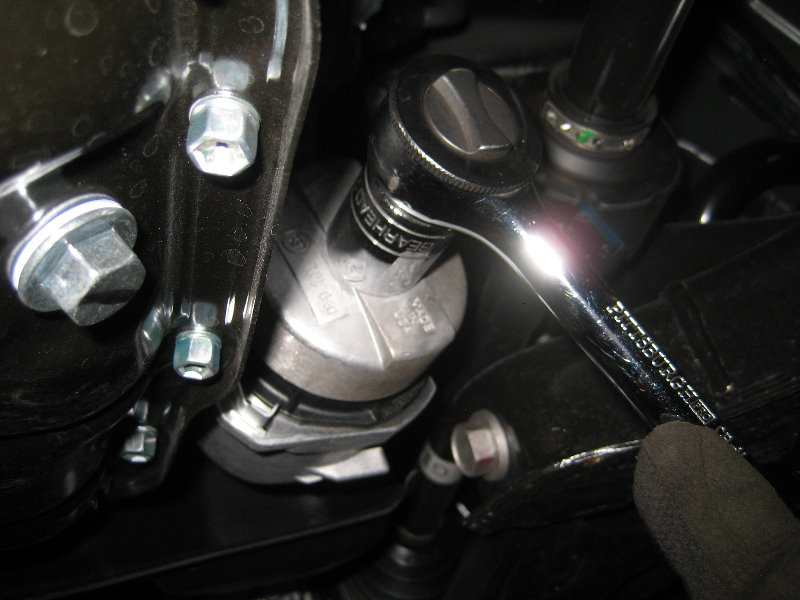 2014-2018-Toyota-Corolla-2ZR-FE-Engine-Oil-Change-Filter-Replacement-Guide-023