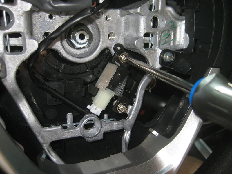 2014-2018-Toyota-Corolla-Cruise-Control-Stalk-Installation-Guide-031