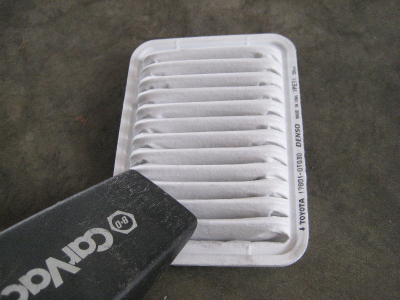 2014-2018-Toyota-Corolla-2ZR-FE-Engine-Air-Filter-Replacement-Guide-009