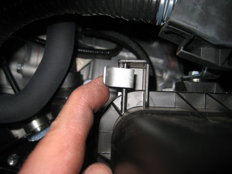 2014-2018-Toyota-Corolla-2ZR-FE-Engine-Air-Filter-Replacement-Guide-016