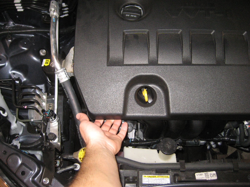 2014-2018-Toyota-Corolla-2ZR-FE-Engine-Serpentine-Accessory-Belt-Replacement-Guide-002