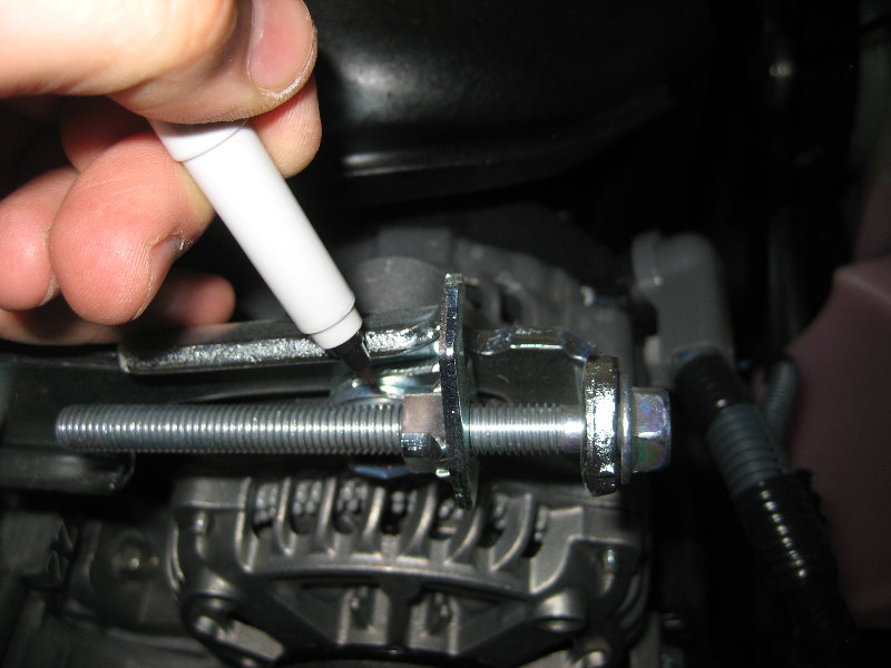 2014-2018-Toyota-Corolla-2ZR-FE-Engine-Serpentine-Accessory-Belt-Replacement-Guide-007