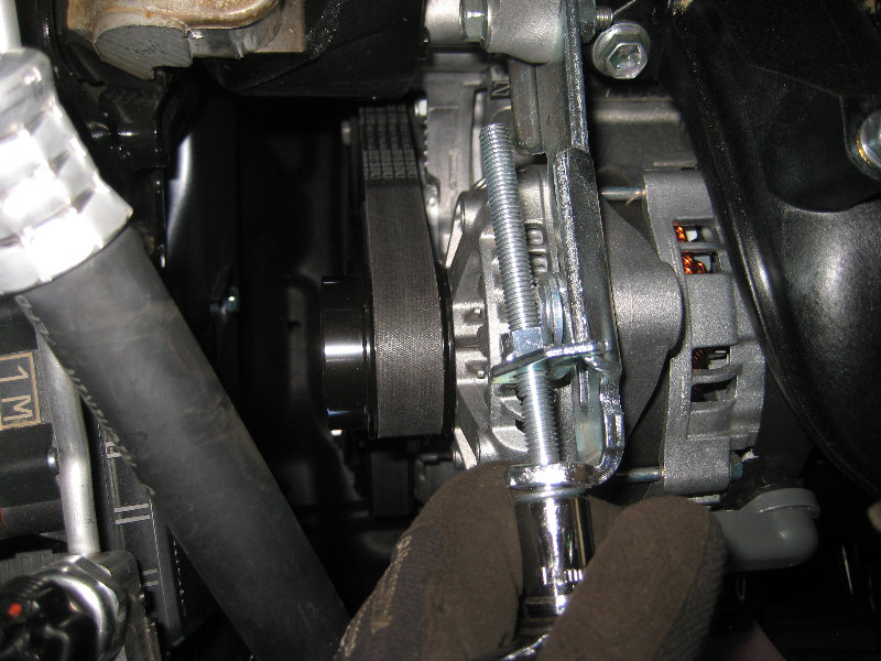 2014-2018-Toyota-Corolla-2ZR-FE-Engine-Serpentine-Accessory-Belt-Replacement-Guide-015