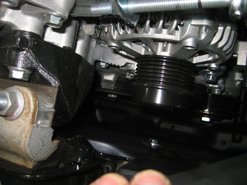 2014-2018-Toyota-Corolla-2ZR-FE-Engine-Serpentine-Accessory-Belt-Replacement-Guide-025