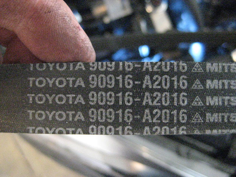 2014-2018-Toyota-Corolla-2ZR-FE-Engine-Serpentine-Accessory-Belt-Replacement-Guide-027