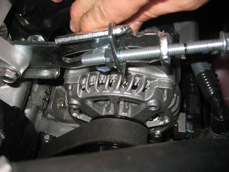 2014-2018-Toyota-Corolla-2ZR-FE-Engine-Serpentine-Accessory-Belt-Replacement-Guide-034