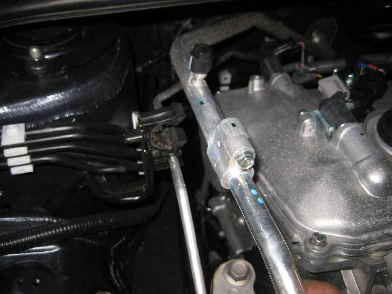 2014-2018-Toyota-Corolla-2ZR-FE-Engine-Serpentine-Accessory-Belt-Replacement-Guide-040