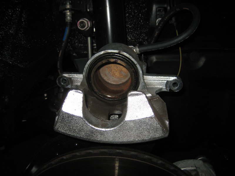 2014-2018-Toyota-Corolla-Front-Brake-Pads-Replacement-Guide-016