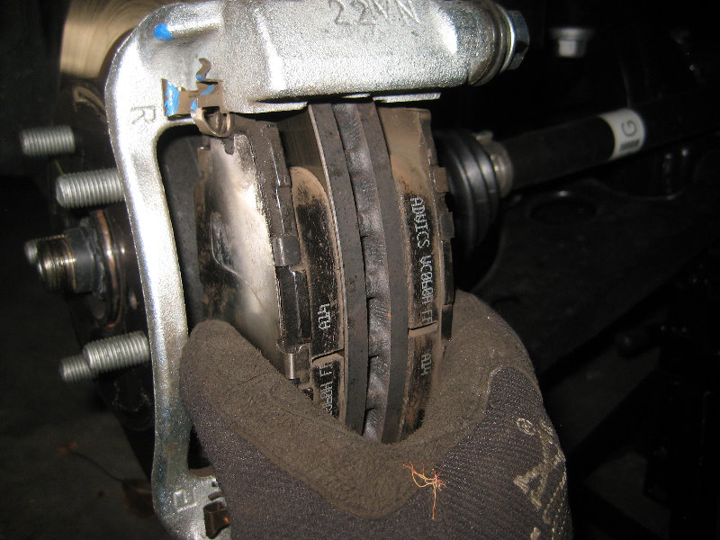 2014-2018-Toyota-Corolla-Front-Brake-Pads-Replacement-Guide-032