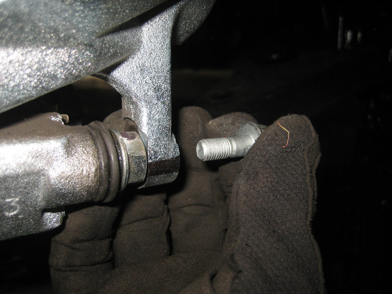 2014-2018-Toyota-Corolla-Front-Brake-Pads-Replacement-Guide-035