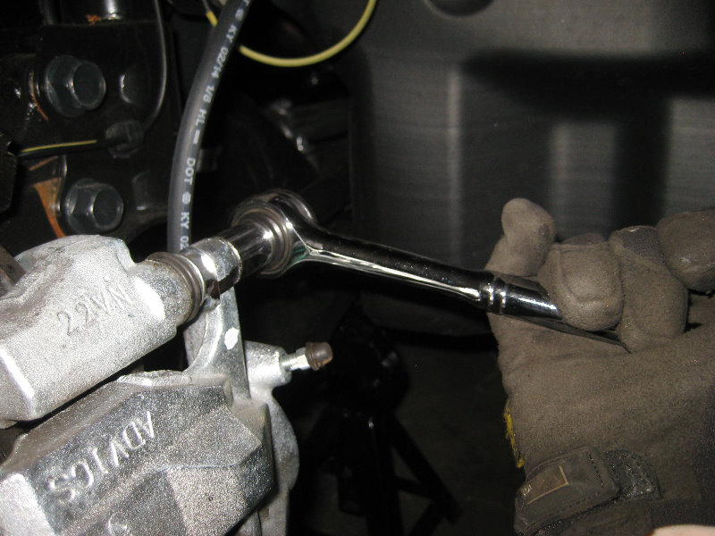 2014-2018-Toyota-Corolla-Front-Brake-Pads-Replacement-Guide-036