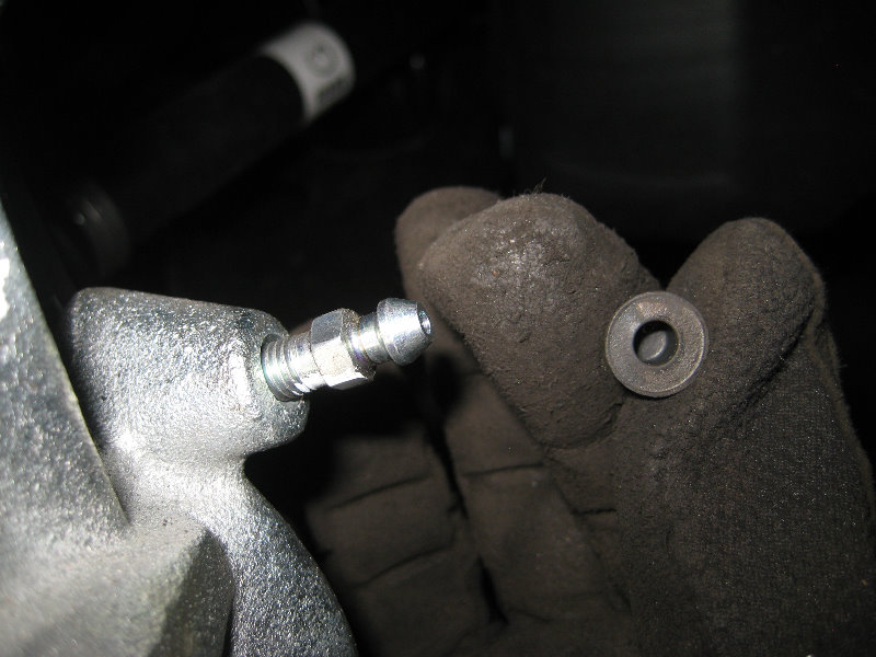 2014-2018-Toyota-Corolla-Front-Brake-Pads-Replacement-Guide-038