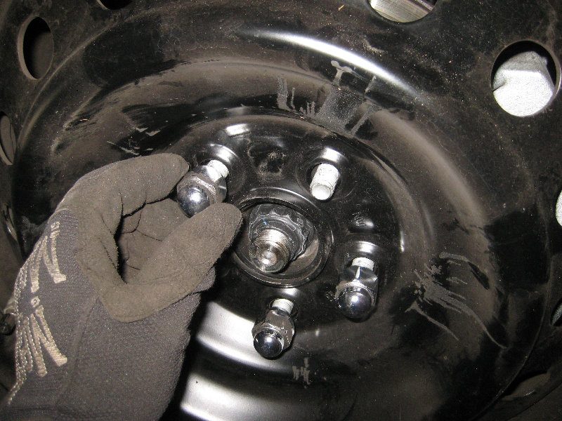 2014-2018-Toyota-Corolla-Front-Brake-Pads-Replacement-Guide-040