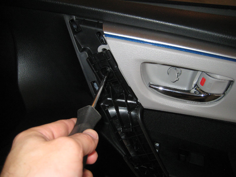 2014-2018-Toyota-Corolla-Interior-Door-Panel-Removal-Guide-013