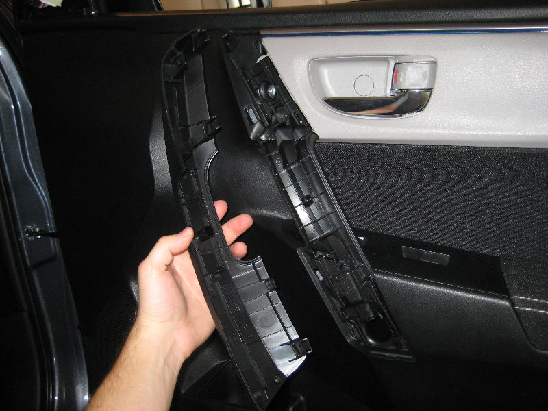 2014-2018-Toyota-Corolla-Interior-Door-Panel-Removal-Guide-053