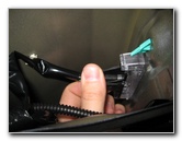 2014-2018-Toyota-Corolla-License-Plate-Light-Bulbs-Replacement-Guide-010