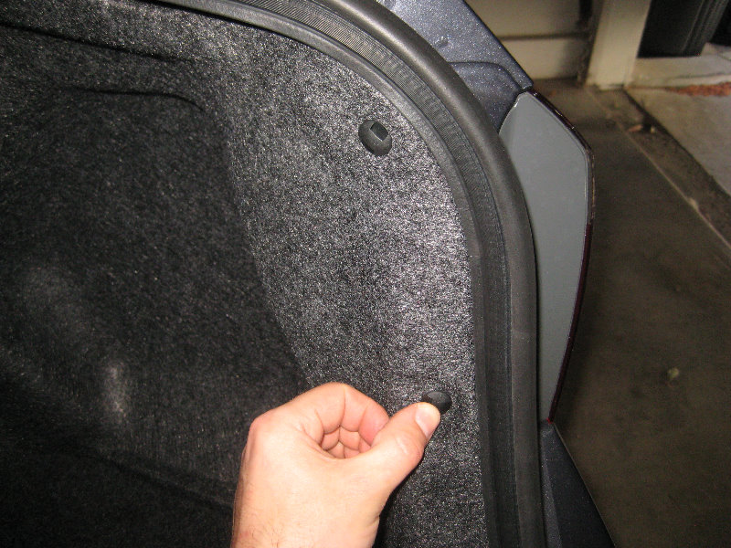 2014-2018-Toyota-Corolla-Tail-Light-Bulbs-Replacement-Guide-021