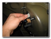 2014-2018-Toyota-Corolla-Tail-Light-Bulbs-Replacement-Guide-009