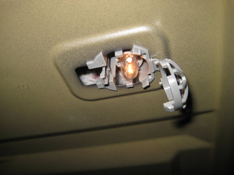 2014-2018-Toyota-Corolla-Trunk-Light-Bulb-Replacement-Guide-009