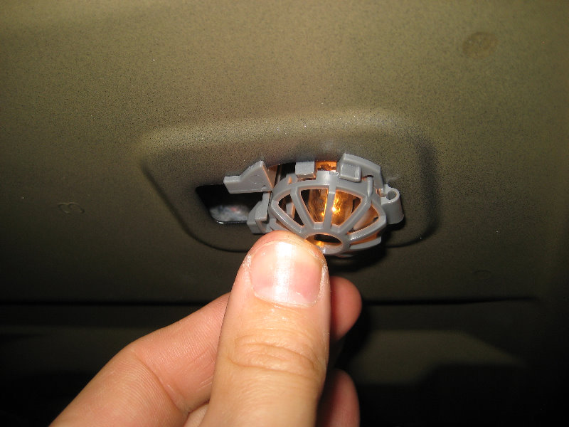 2014-2018-Toyota-Corolla-Trunk-Light-Bulb-Replacement-Guide-010