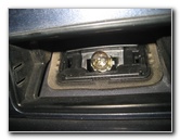 2014-2018-Toyota-Highlander-License-Plate-Light-Bulbs-Replacement-Guide-013