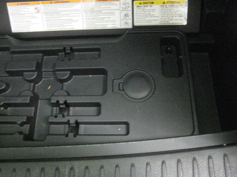 2014-2018-Toyota-Highlander-Spare-Tire-Lowering-Guide-005