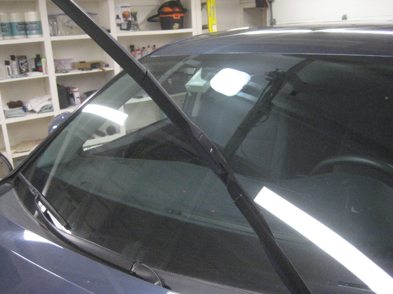 2014-2018-Toyota-Highlander-Windshield-Wiper-Blades-Replacement-Guide-002