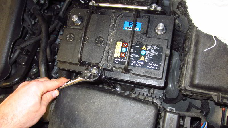 2014-2019-Kia-Soul-12V-Automotive-Battery-Replacement-Guide-020