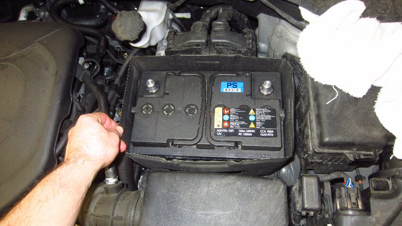 2014-2019-Kia-Soul-12V-Automotive-Battery-Replacement-Guide-021