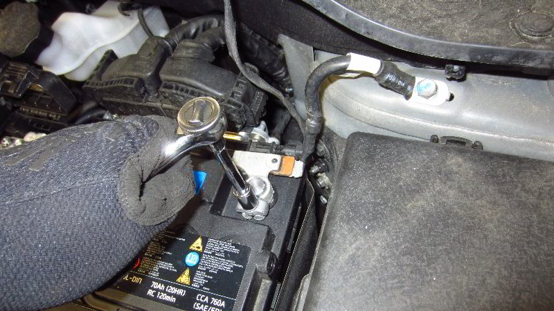 2014-2019-Kia-Soul-12V-Automotive-Battery-Replacement-Guide-025