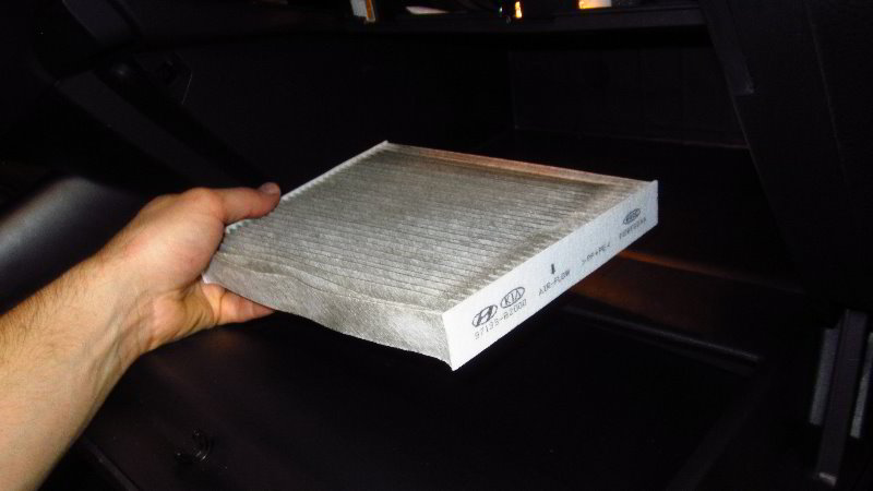 2014-2019-Kia-Soul-Cabin-Air-Filter-Replacement-Guide-020