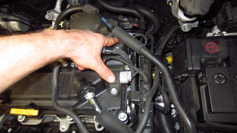 2014-2019-Kia-Soul-Camshaft-Position-Sensors-Replacement-Guide-009