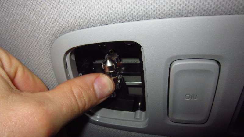 2014-2019-Kia-Soul-Dome-Light-Bulbs-Replacement-Guide-011