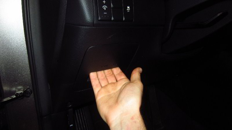 2014-2019-Kia-Soul-Electrical-Fuse-Replacement-Guide-008