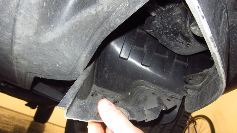 2014-2019-Kia-Soul-Fog-Light-Bulbs-Replacement-Guide-009