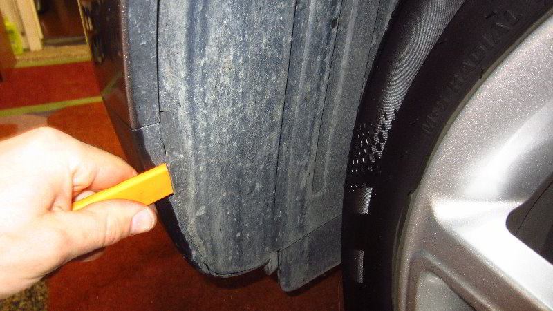 2014-2019-Kia-Soul-Fog-Light-Bulbs-Replacement-Guide-015