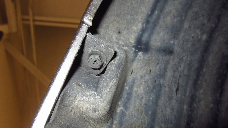 2014-2019-Kia-Soul-Fog-Light-Bulbs-Replacement-Guide-016