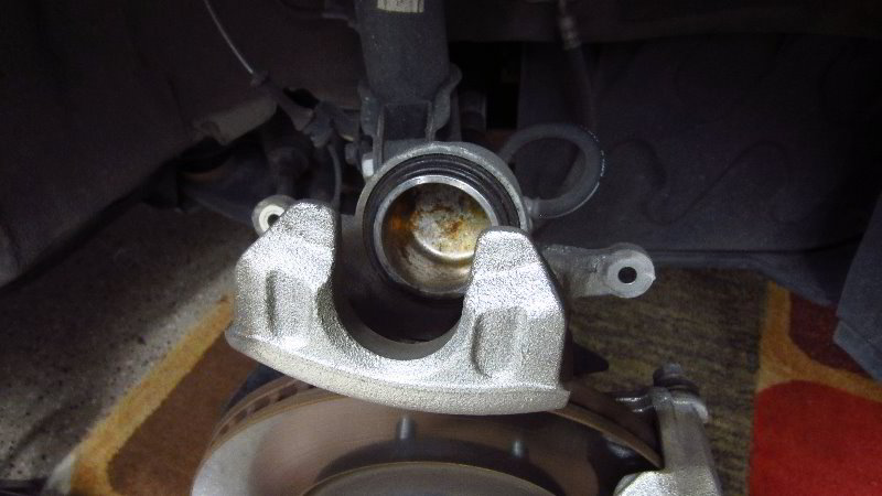 2014-2019-Kia-Soul-Front-Brake-Pads-Replacement-Guide-015