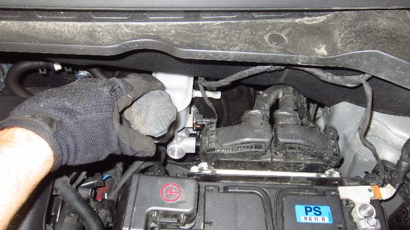 2014-2019-Kia-Soul-Front-Brake-Pads-Replacement-Guide-028