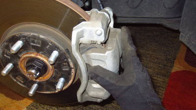 2014-2019-Kia-Soul-Front-Brake-Pads-Replacement-Guide-035