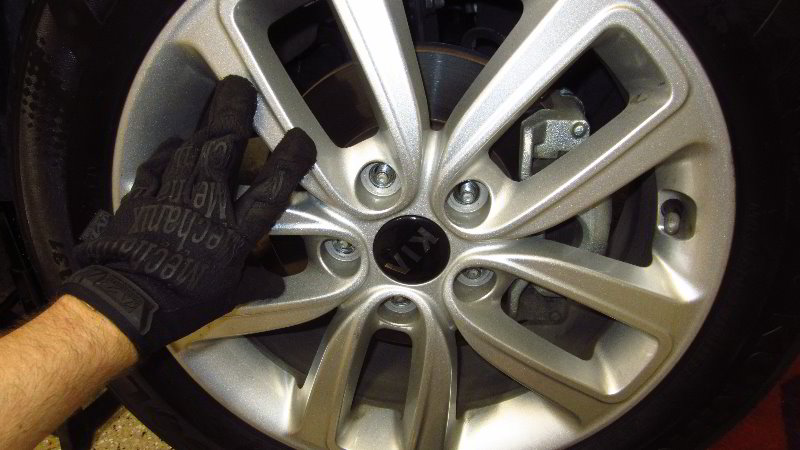 2014-2019-Kia-Soul-Front-Brake-Pads-Replacement-Guide-043