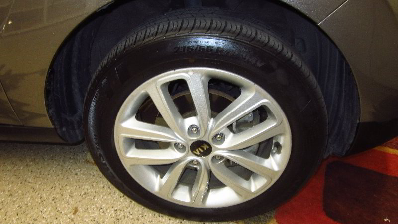 2014-2019-Kia-Soul-Front-Brake-Pads-Replacement-Guide-048