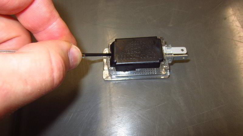 2014-2019-Kia-Soul-Glove-Box-Light-Bulb-Replacement-Guide-011