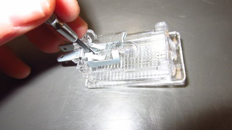 2014-2019-Kia-Soul-Glove-Box-Light-Bulb-Replacement-Guide-013